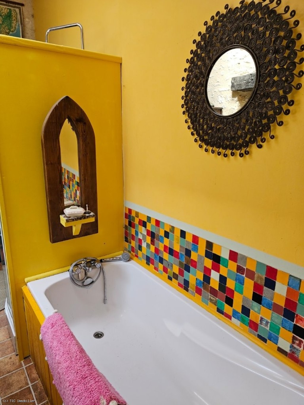 1 bedroom House in Saint-Claud, France – r7181