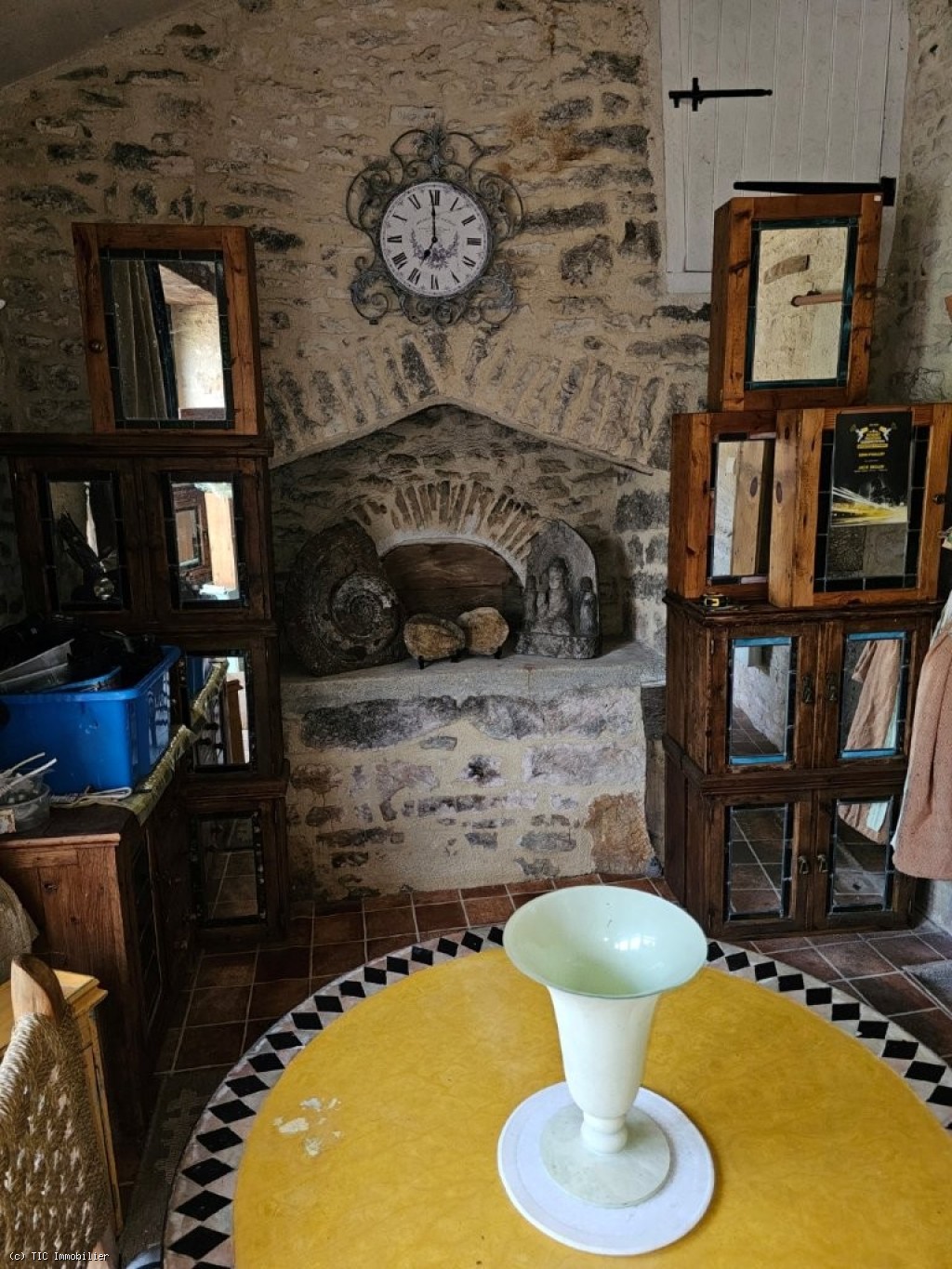 1 bedroom House in Saint-Claud, France – r7181