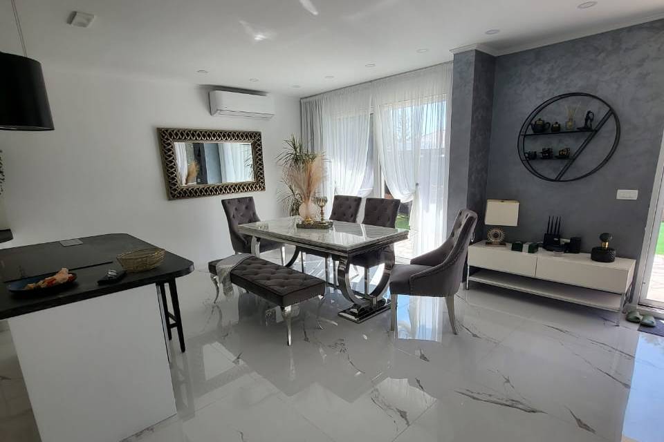 3 bedroom Villa in Bar, Montenegro – CMM53045