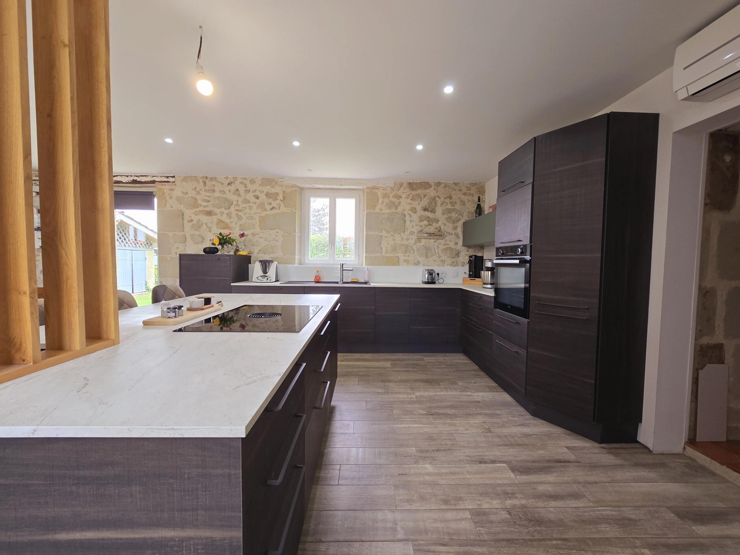 Charming Countryside Home with Pool, Aquitaine – France – BVI80050