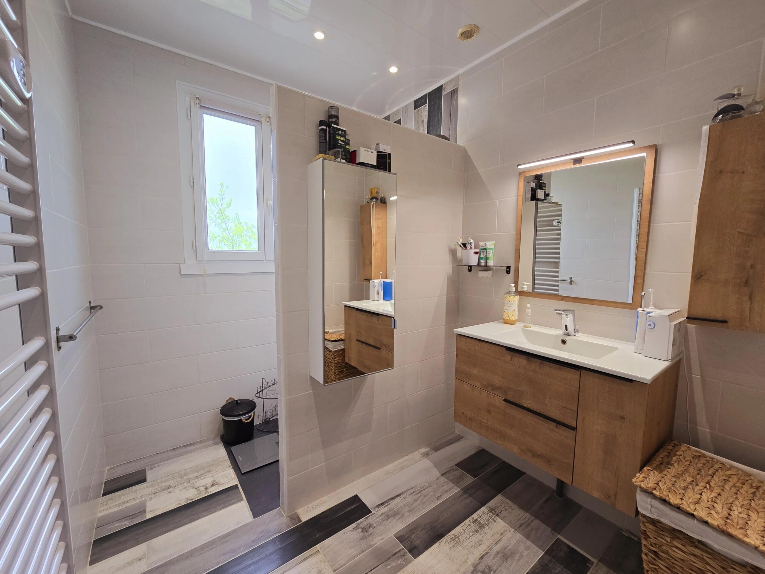 Charming Countryside Home with Pool, Aquitaine – France – BVI80050