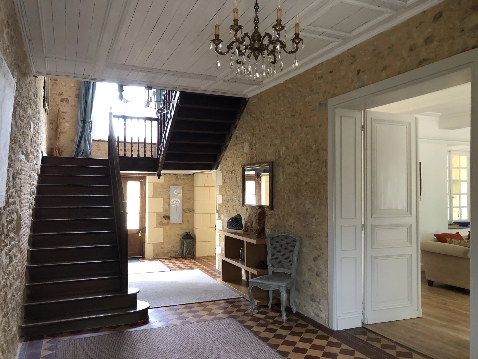 Beautiful Manor House with land, Poitou-Charentes – France – BVI81735