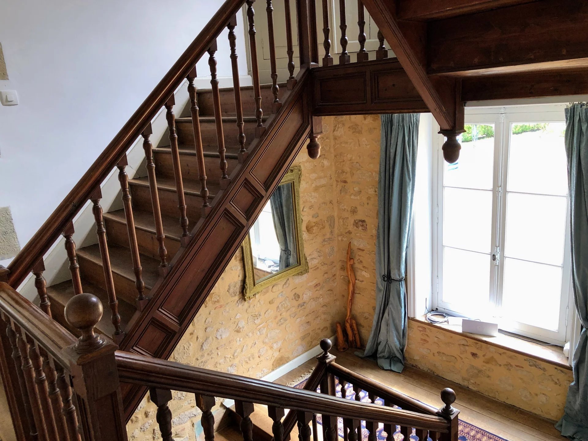 Beautiful Manor House with land, Poitou-Charentes – France – BVI81735