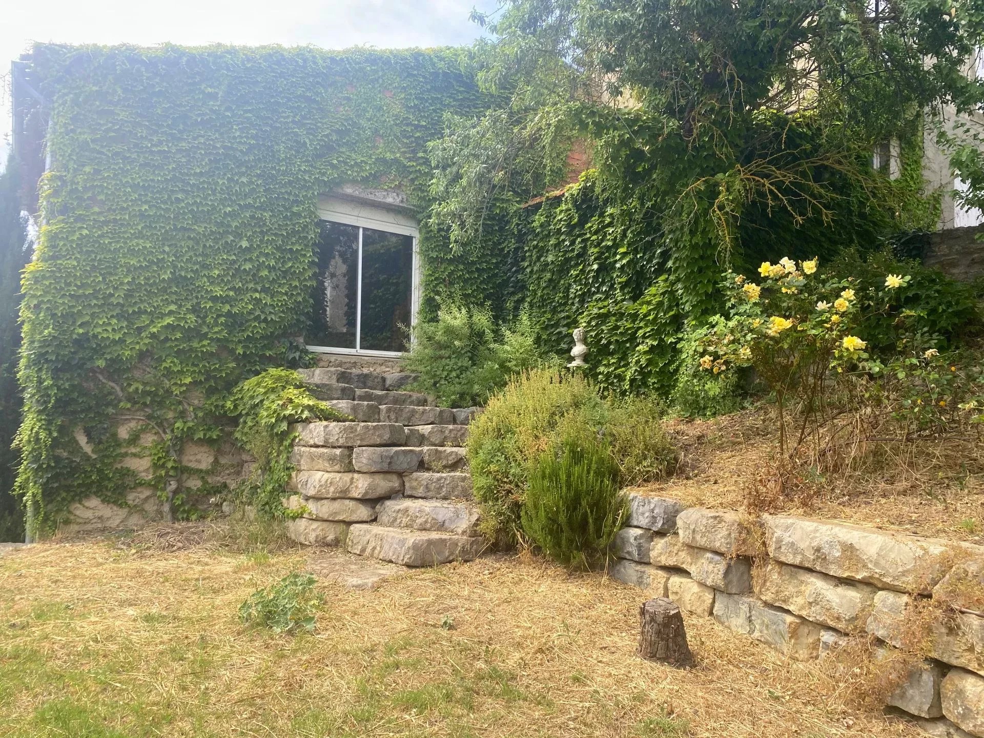 Close to Limoux-Charming Converted Stable with Character Features and Loft-Style Living, Languedoc-Roussillon – France – BVI80854