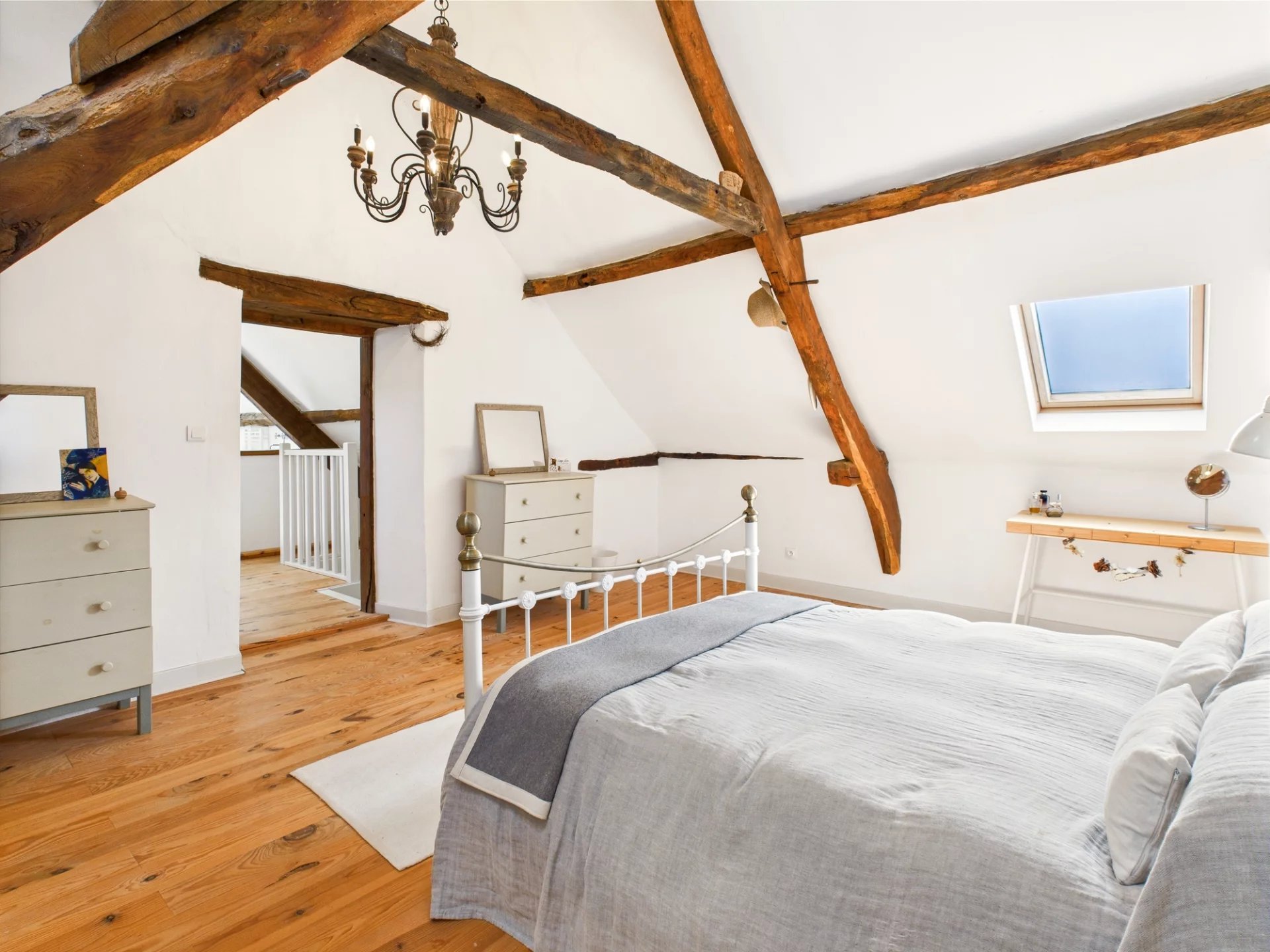 Exquisite Renovated Stone Home in a Serene Hamlet Setting, Midi-Pyrénées – France – BVI80128