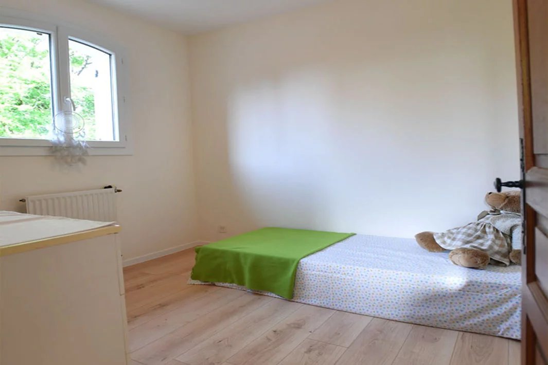 Four bedroom home with 14 hectares and a lake., Aquitaine – France – BVI81654