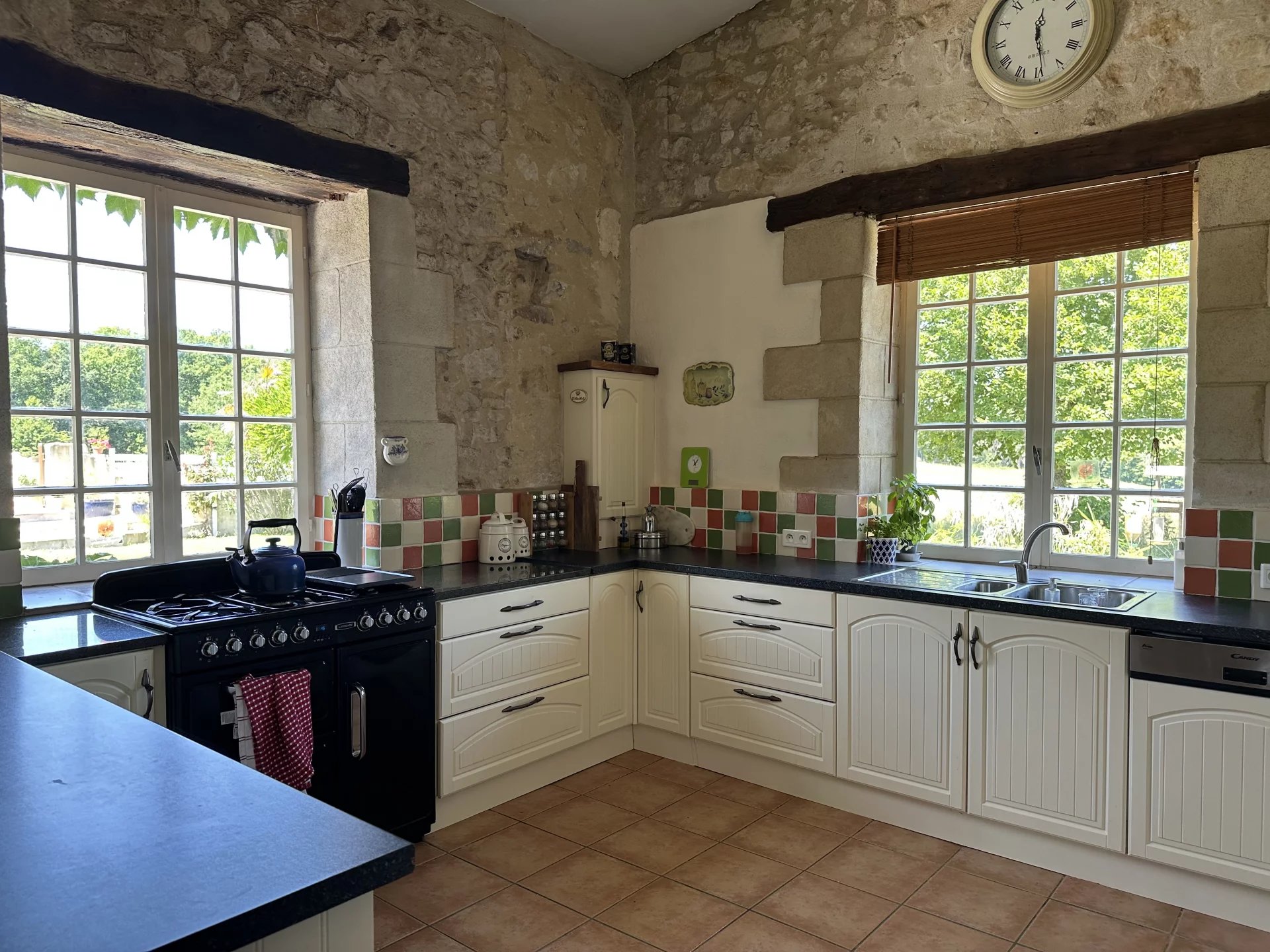 Beautiful Charentaise Stone House with Guest Cottage and Pool, Poitou-Charentes – France – BVI81637