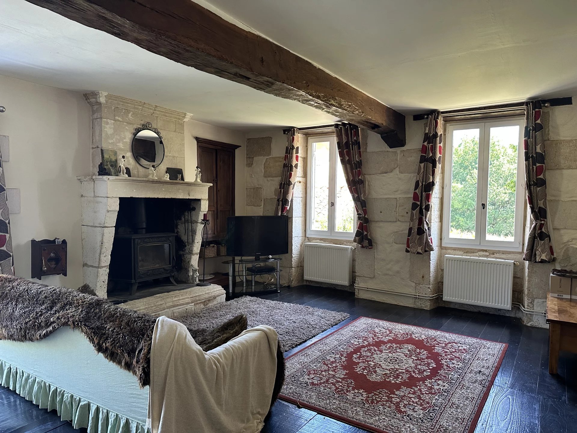 Beautiful Charentaise Stone House with Guest Cottage and Pool, Poitou-Charentes – France – BVI81637