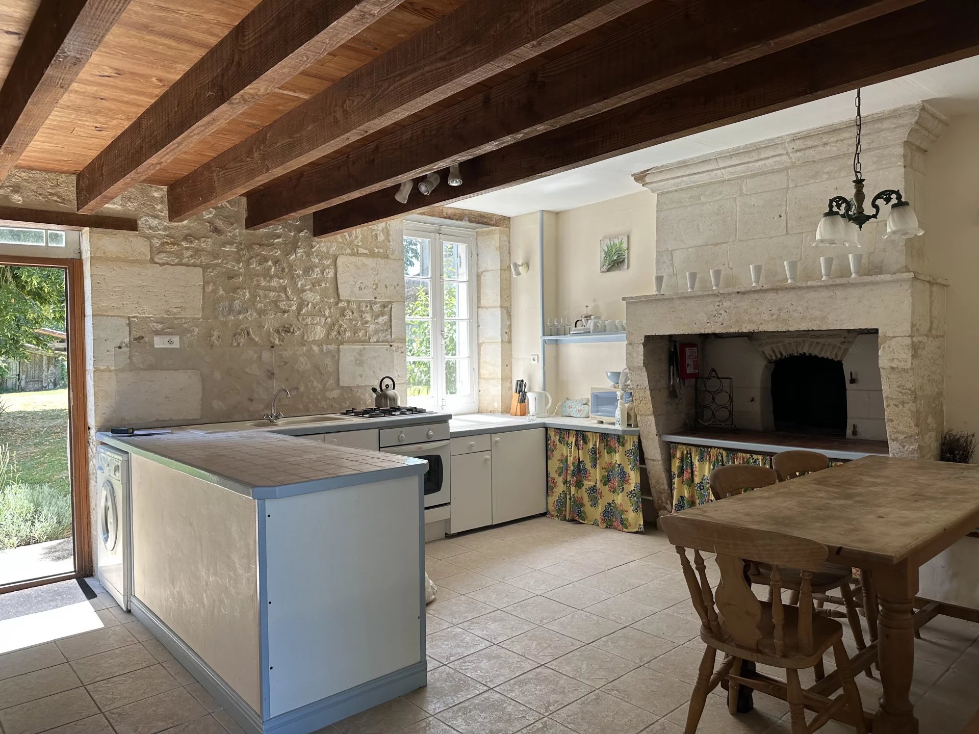 Beautiful Charentaise Stone House with Guest Cottage and Pool, Poitou-Charentes – France – BVI81637