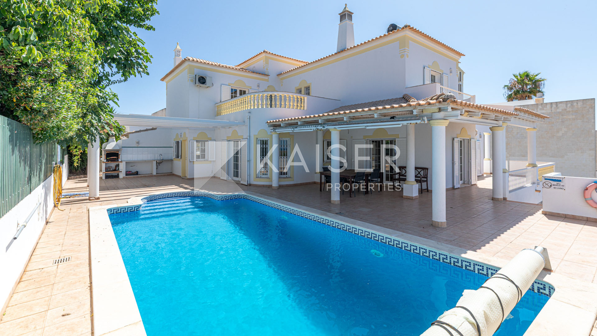 5 bedroom Villa house in Pêra, Portugal – KP1281
