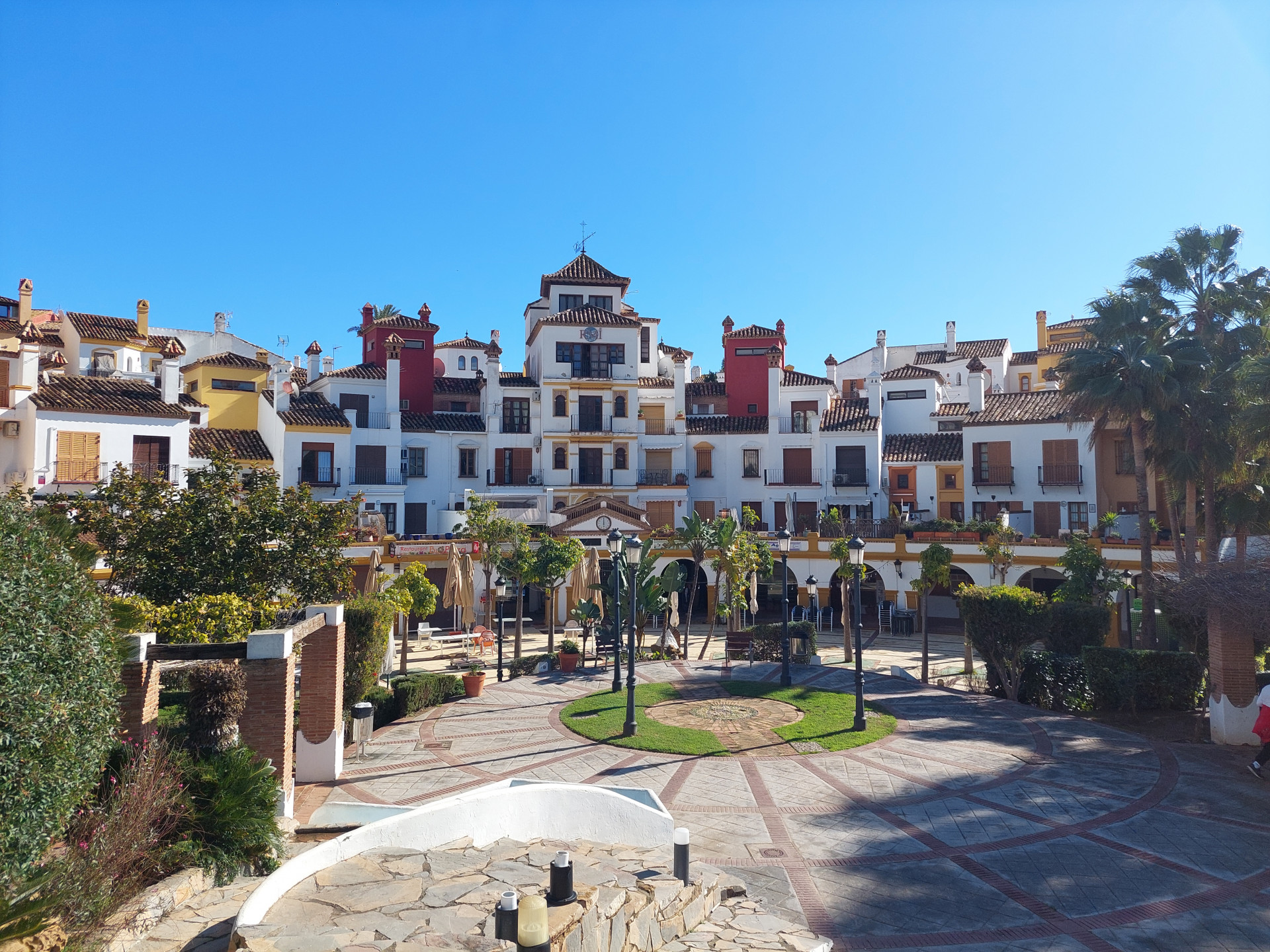 2 bedroom Apartment in Alcaidesa, Cadiz, Spain – 428-03942ND