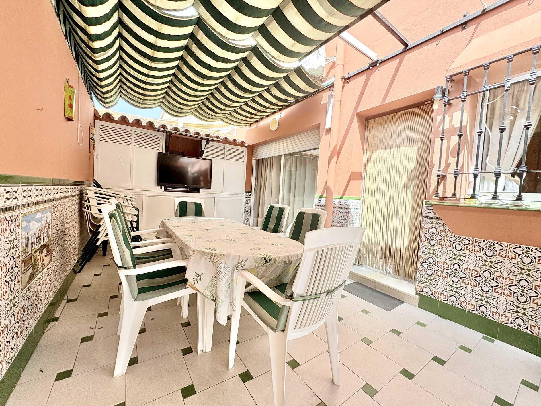 6 bedroom Semi Detached House in Mijas Costa, Malaga, Spain – 428-04681P