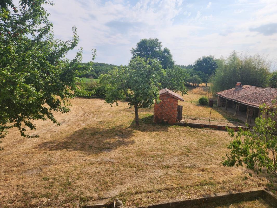 6 bedroom maison traditionnelle in Hiesse, Charente, France – 73D94282025F4647