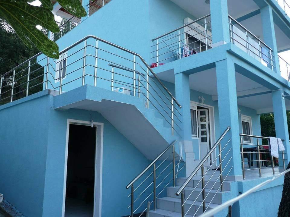 4 bedroom House in Sutomore, Montenegro – CMM53068