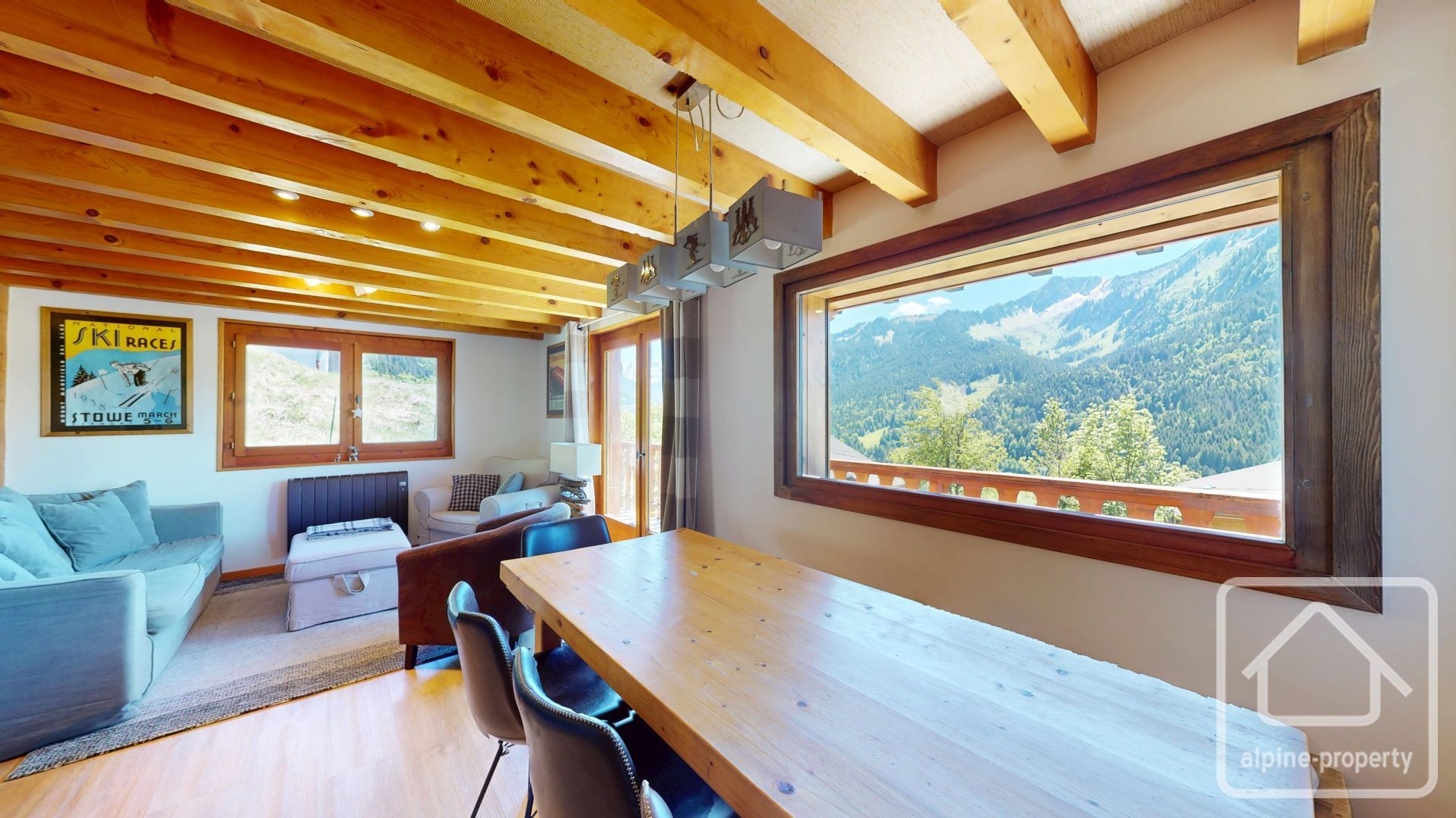 A Pleasant And Modern Chalet Situated In A Sunny Part Of La Chapelle D’Abondance With Outstanding Views. – CHALETLEBOREAL