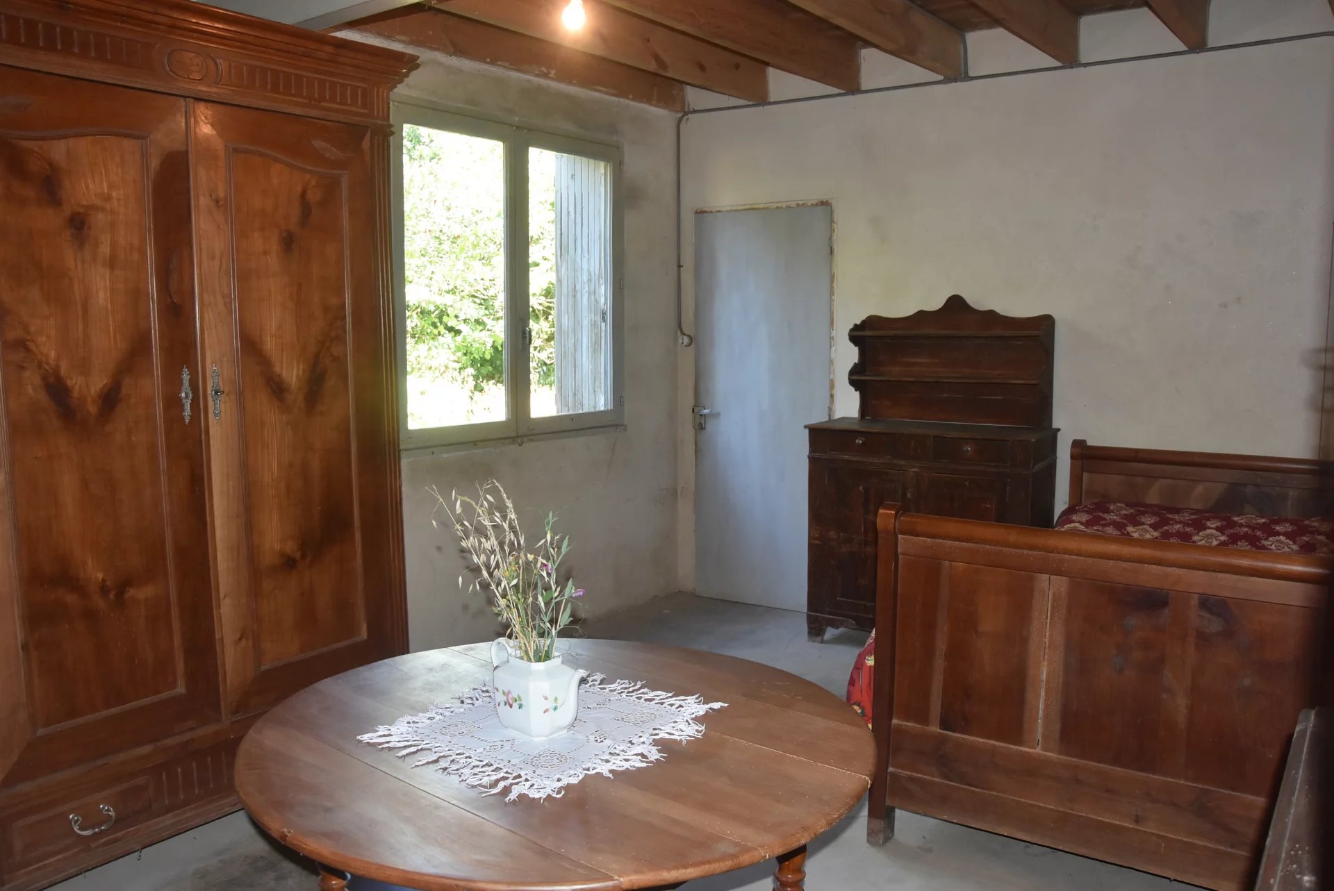 Rustique countryside home, Poitou-Charentes – France – BVI77228