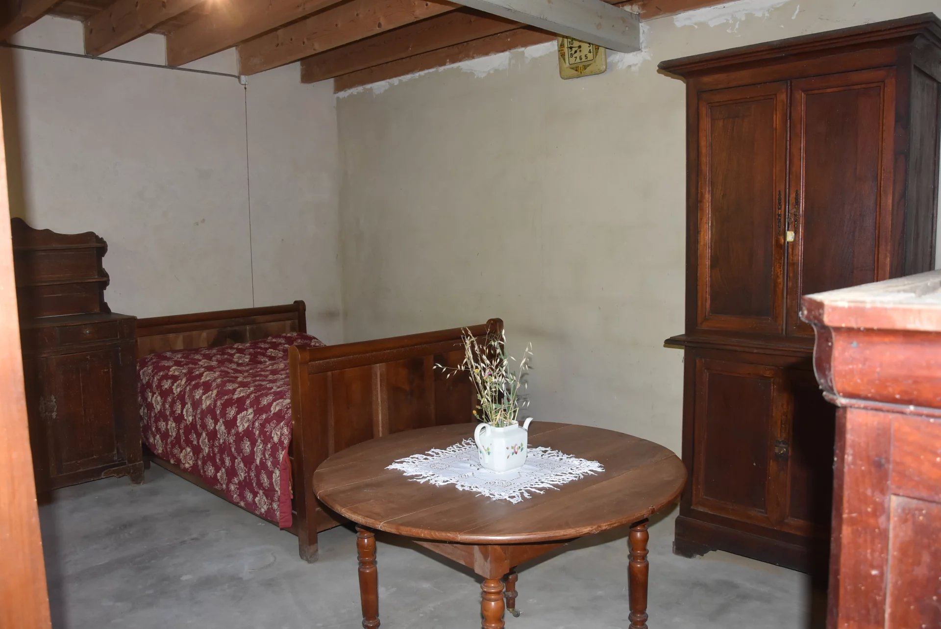 Rustique countryside home, Poitou-Charentes – France – BVI77228