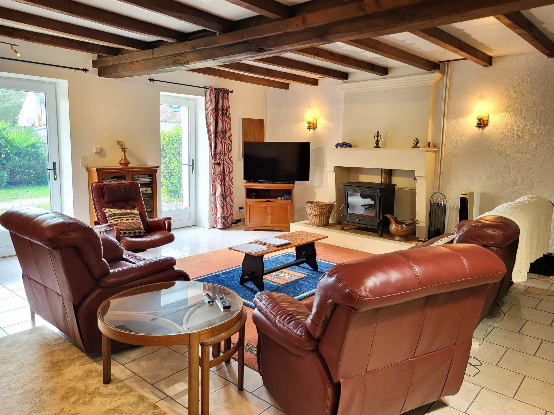 Detached stone village house with enclosed garden, garages and solar-panels, Poitou-Charentes – France – BVI72315