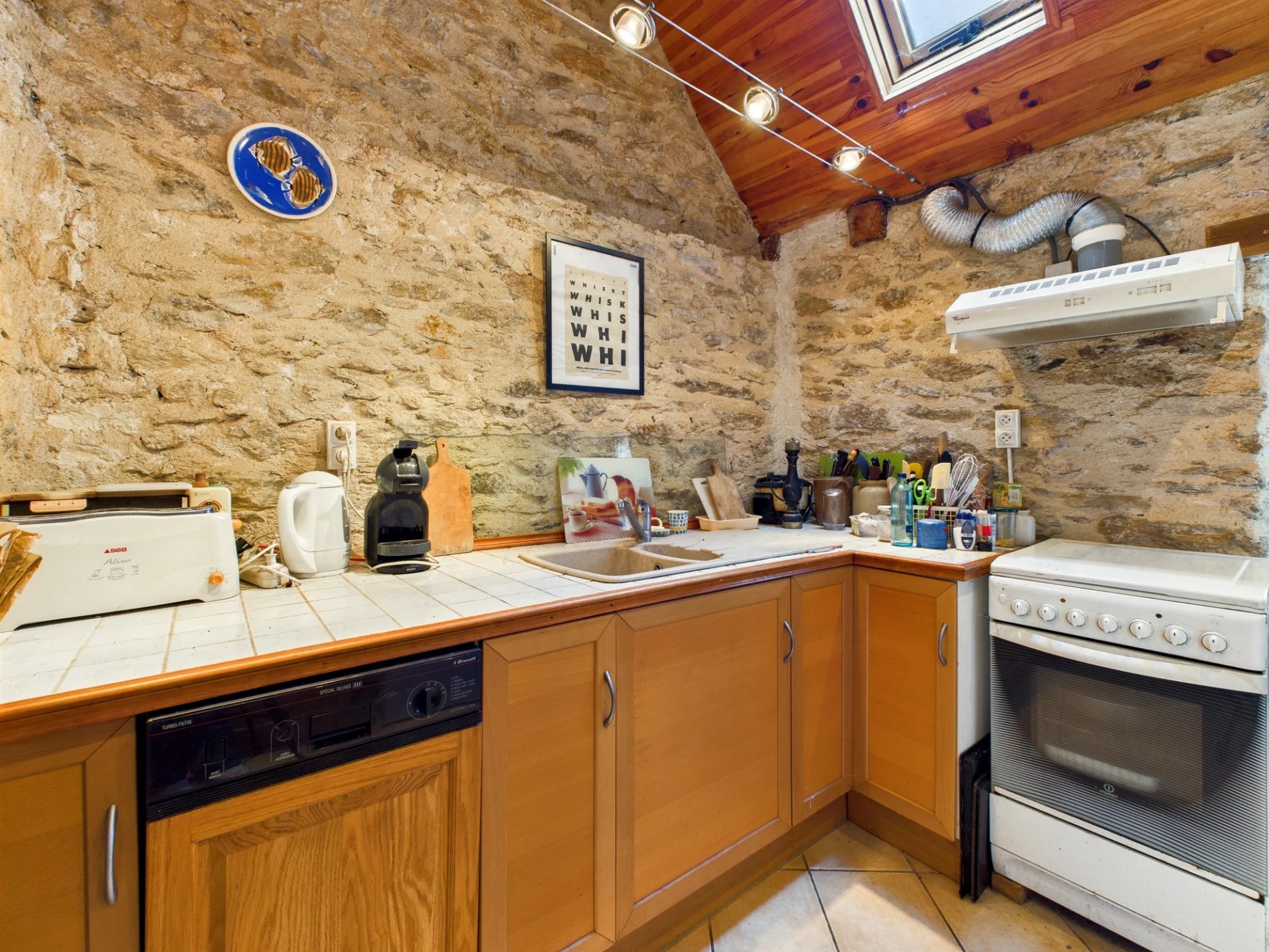 Charming Stone House with Garden, Views and Huge Potential, Midi-Pyrénées – France – BVI81283