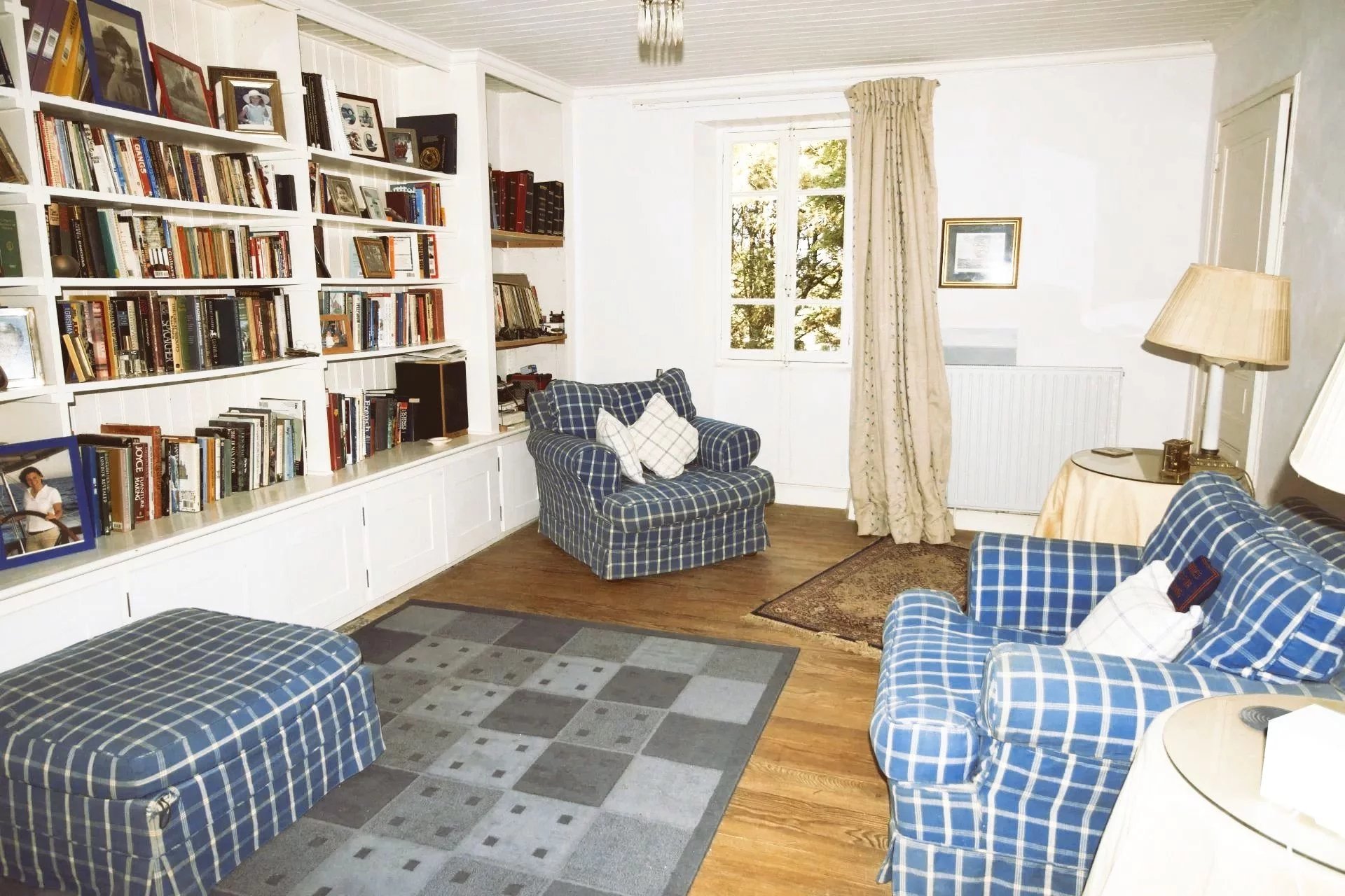 Secret Doors and  Storybook Gardens: Your Dream Home Awaits, Midi-Pyrénées – France – BVI80066