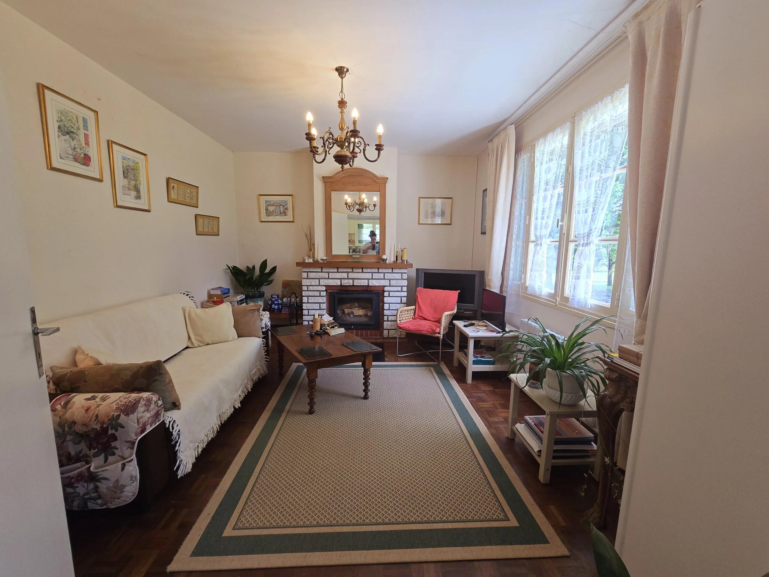 2 houses and outbuildings on 1.7 hectares near Eymet, Aquitaine – France – BVI81431