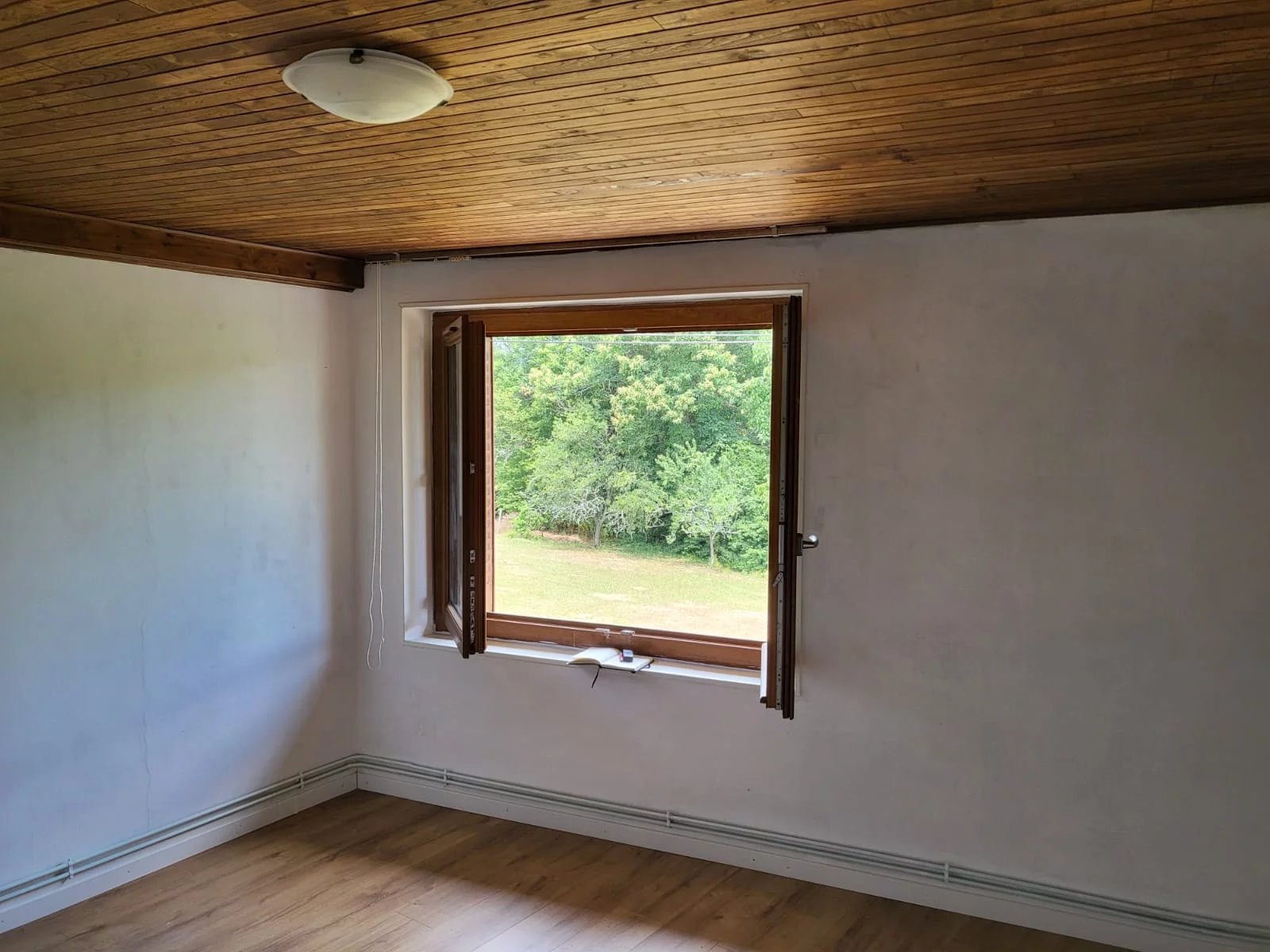 Comfortable house in hamlet with potential for development, Limousin – France – BVI81698