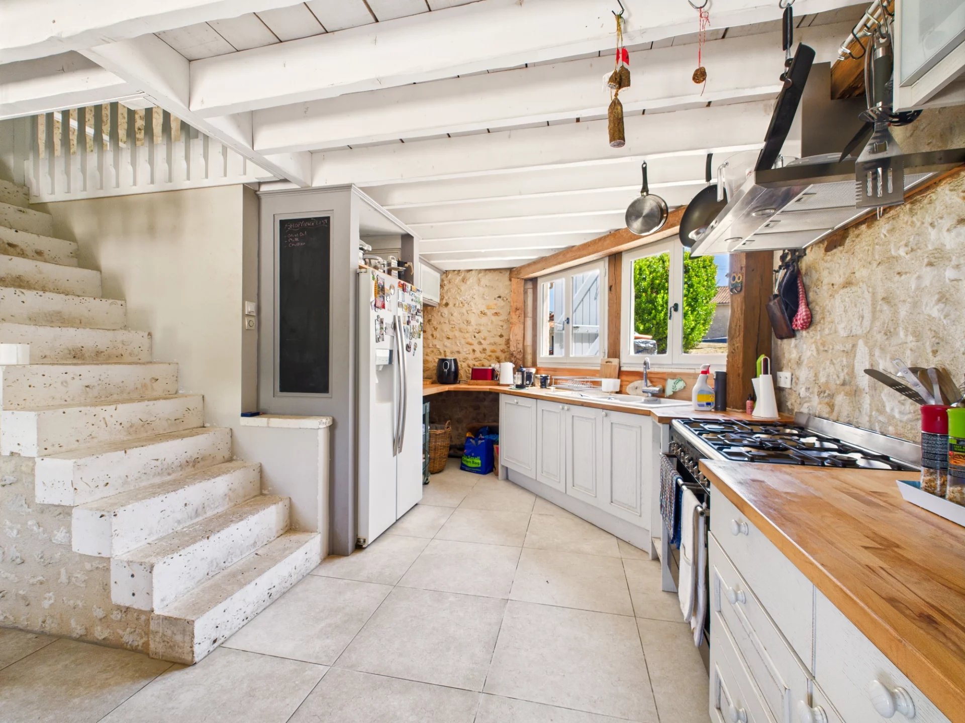 Charming property with breathtaking views, Poitou-Charentes – France – BVI81059