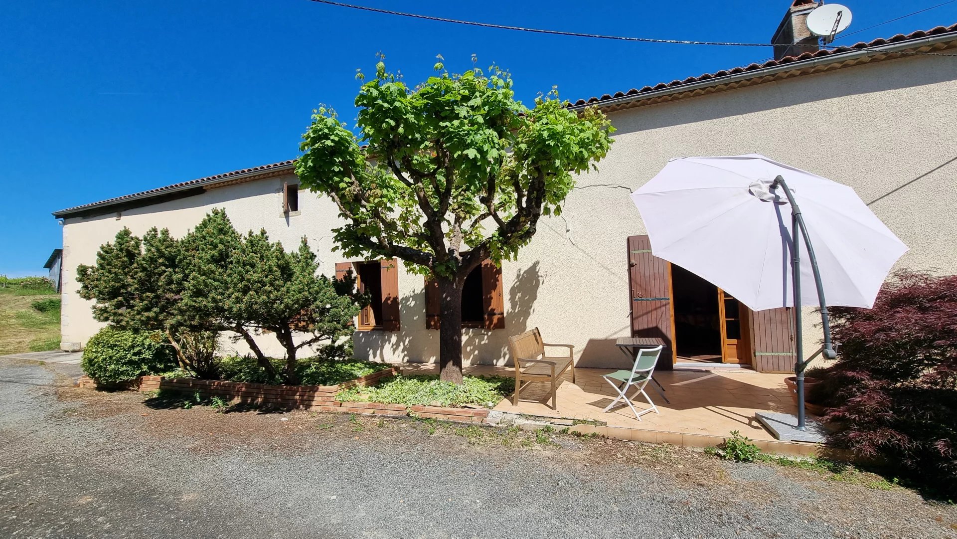 Idyllic French Countryside Property with Stone House, Barns and 4.8 Hectares, Aquitaine – France – BVI75233