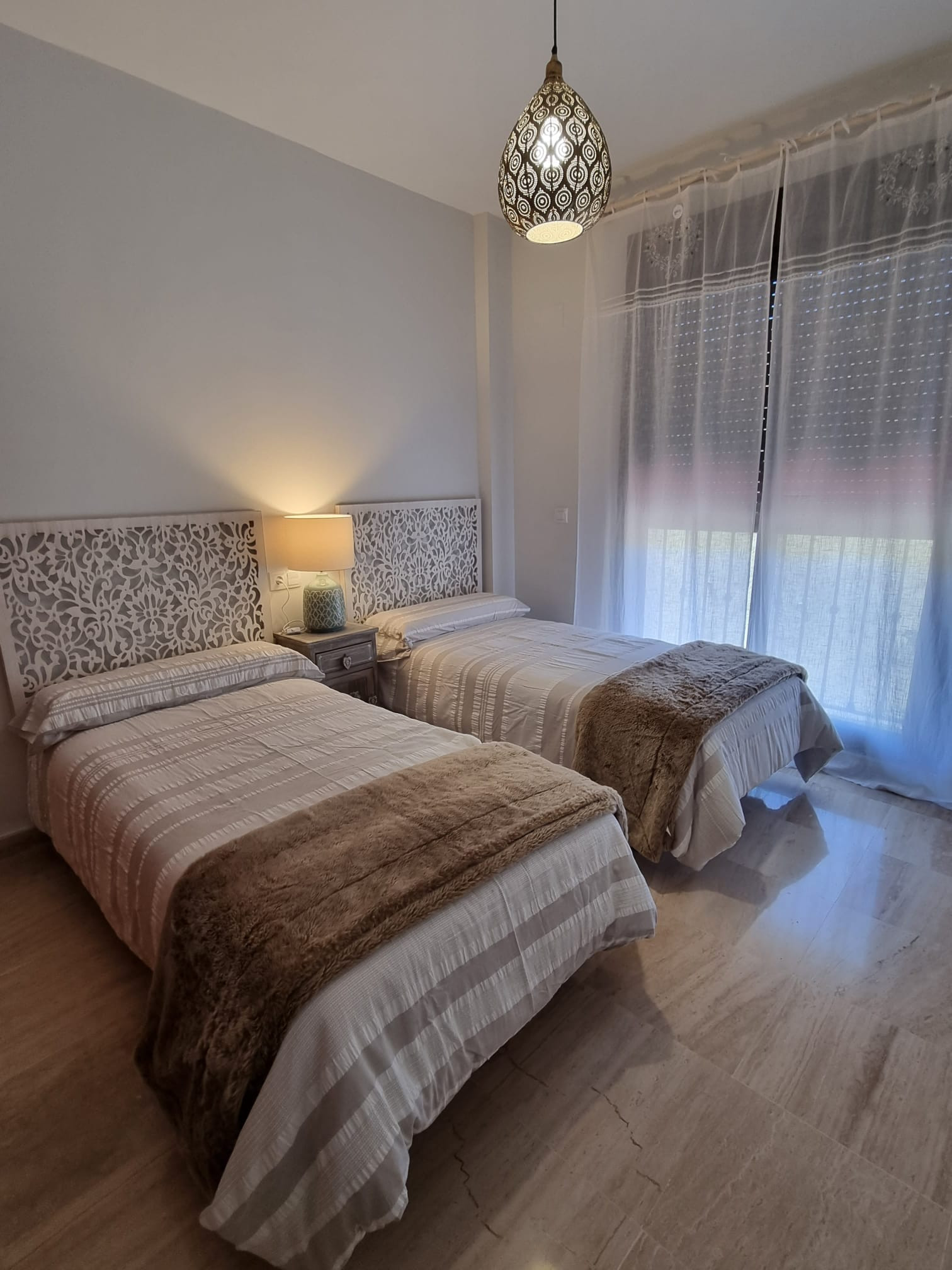 2 bedroom Penthouse in Estepona, Malaga, Spain – 428-04706E