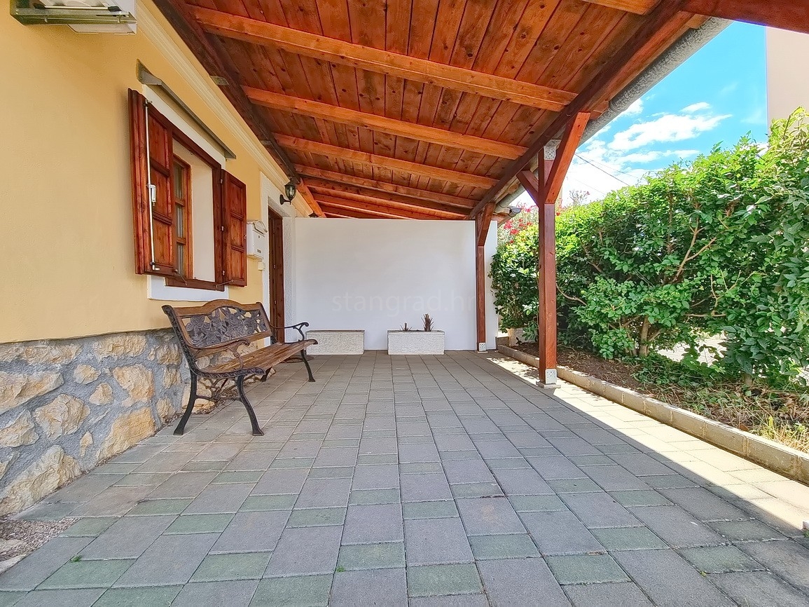 2 bedroom villa in Omišalj, Croatia – 103447