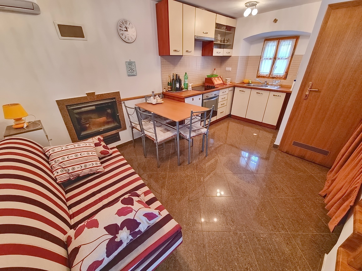 2 bedroom villa in Omišalj, Croatia – 103447
