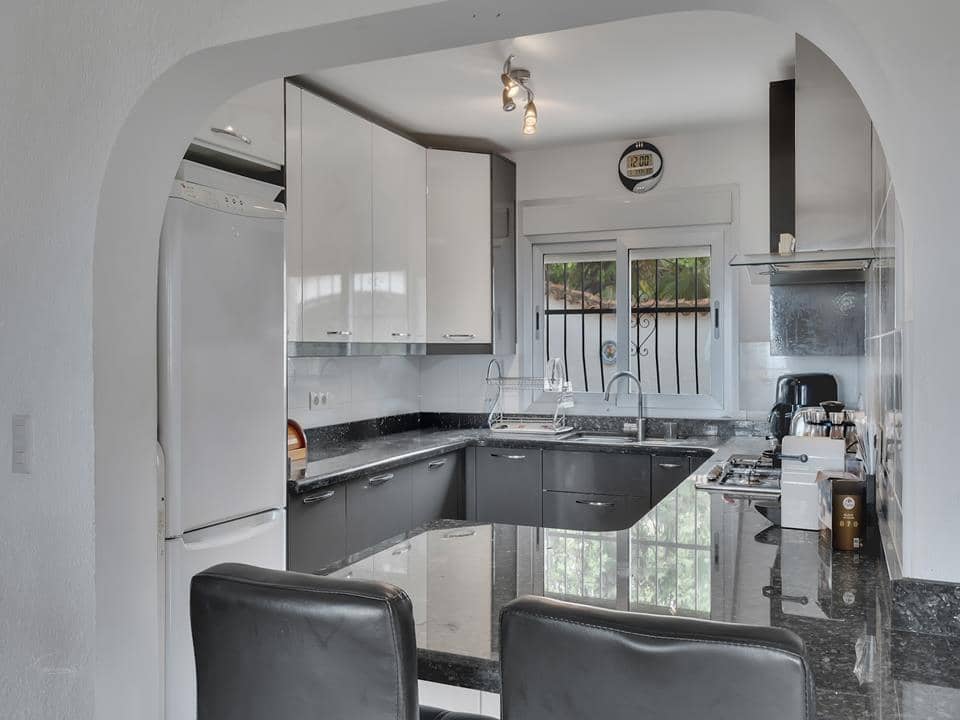 5 bedroom Villa in Benidoleig, Alicante, Spain – FCRS7004