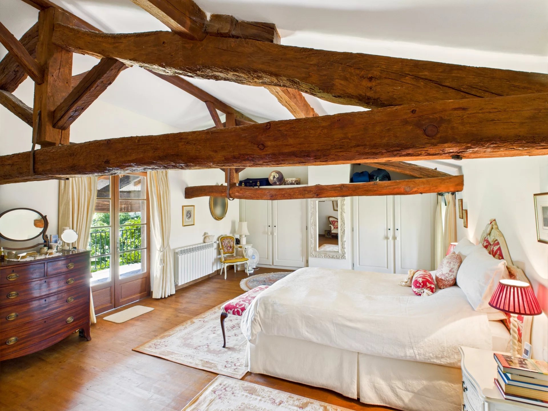 Beautifully Renovated Former Vigneron’s Home with Cottage and Pool in the Tarn Countryside, Midi-Pyrénées – France – BVI81104