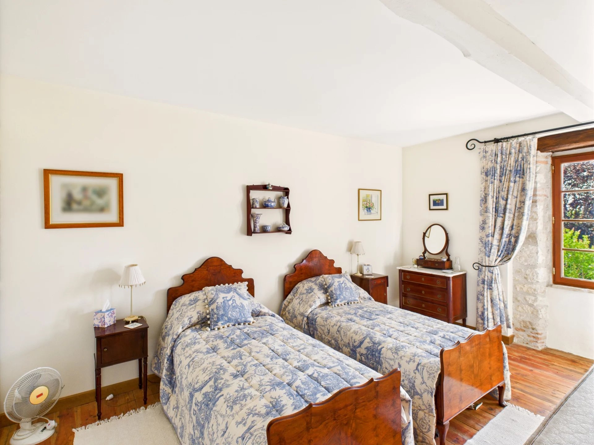 Beautifully Renovated Former Vigneron’s Home with Cottage and Pool in the Tarn Countryside, Midi-Pyrénées – France – BVI81104