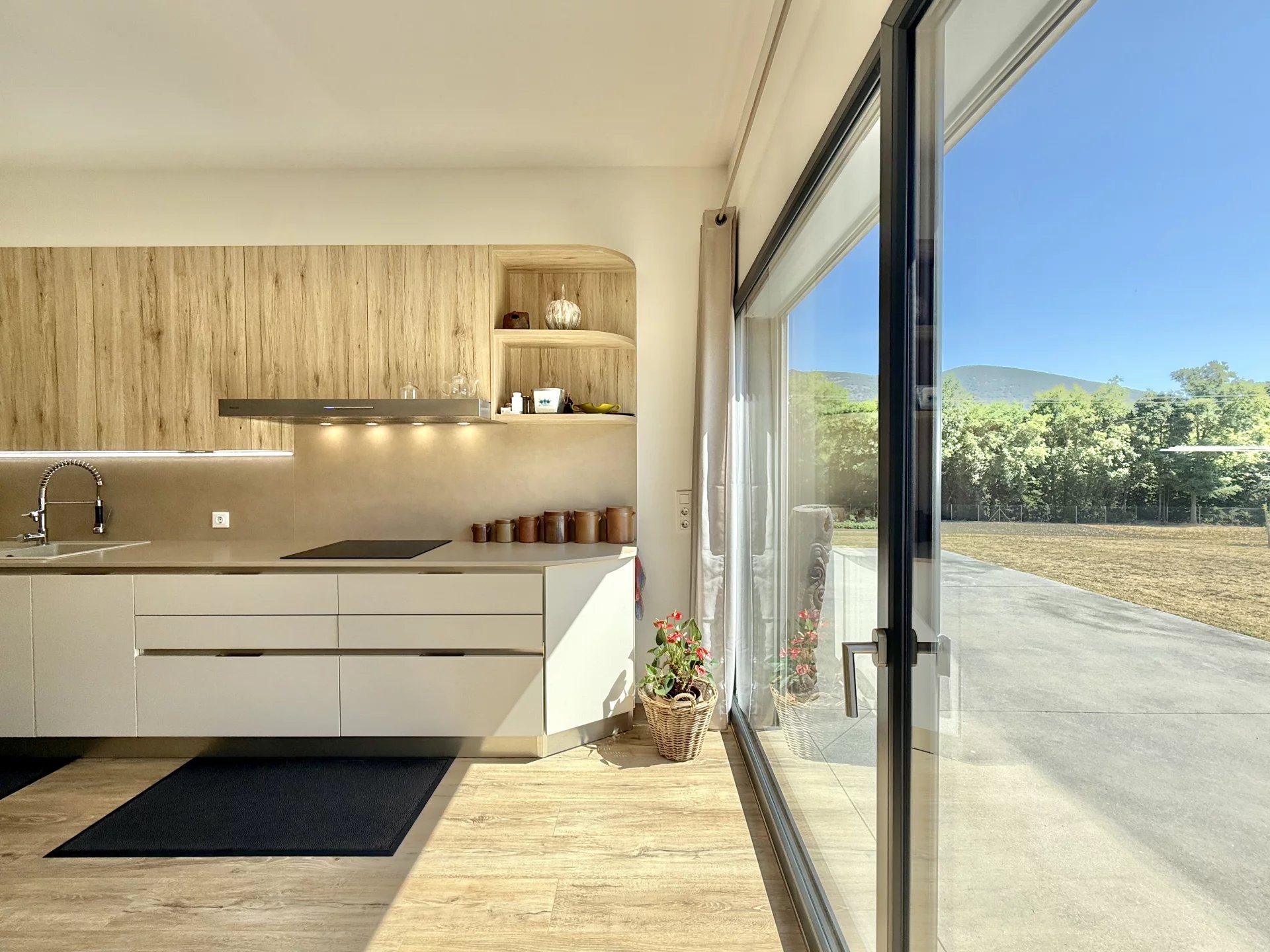 Caudies-de- Fenouillèdes : Contemporary, single-storey villa with mountain views, Languedoc-Roussillon – France – BVI81845