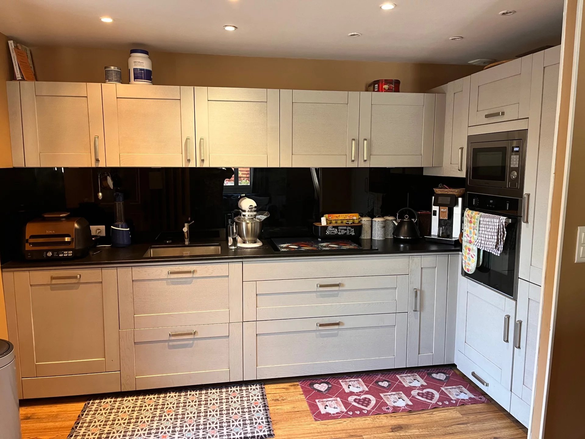 Two dwellings on the edge of a popular village, Aquitaine – France – BVI76695