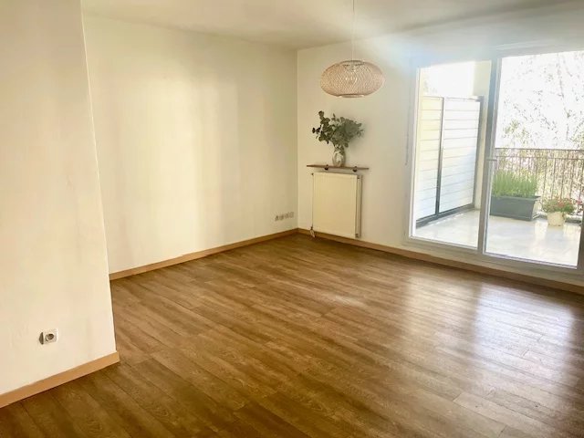 Bright apartment in Aix-en-Provence, 69 m², 3 rooms, Provence-Alpes-Côte d’Azur – France – BVI81509