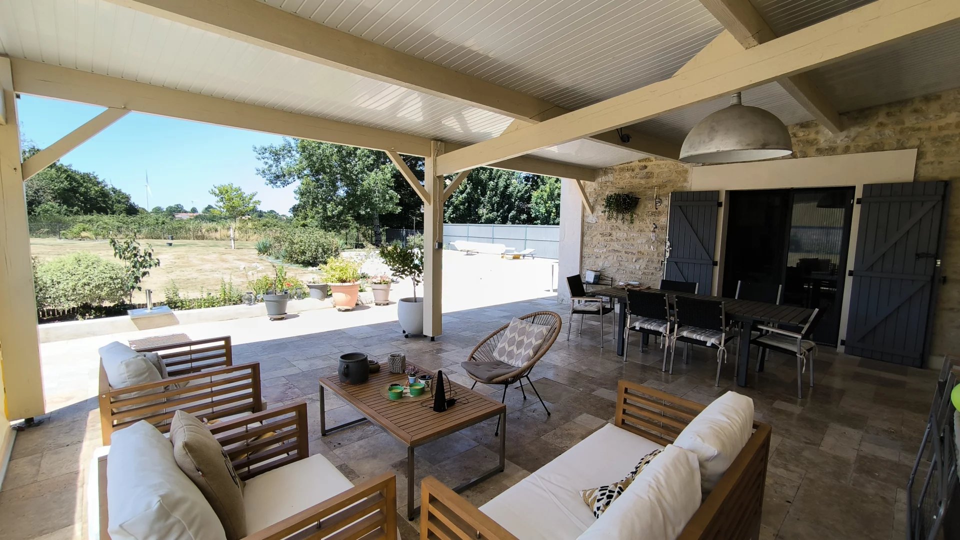 Lovely property, tastefully renovated, in a quiet place, Poitou-Charentes – France – BVI79951