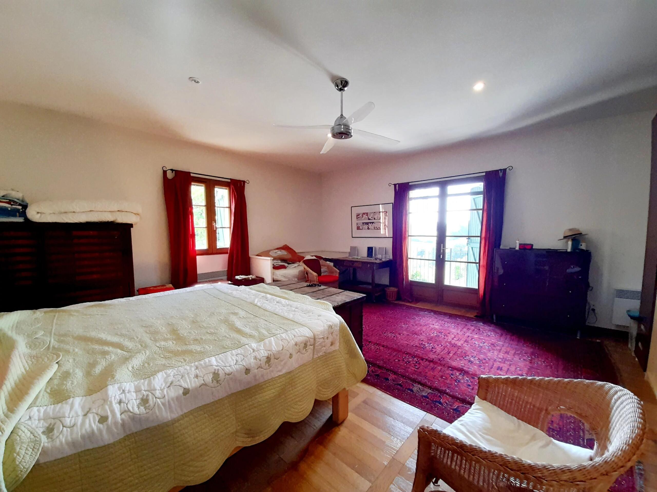 Charming Spacious Village Home with Pool and Panoramic Views, Walking Distance to Monpazier, Aquitaine – France – BVI81884