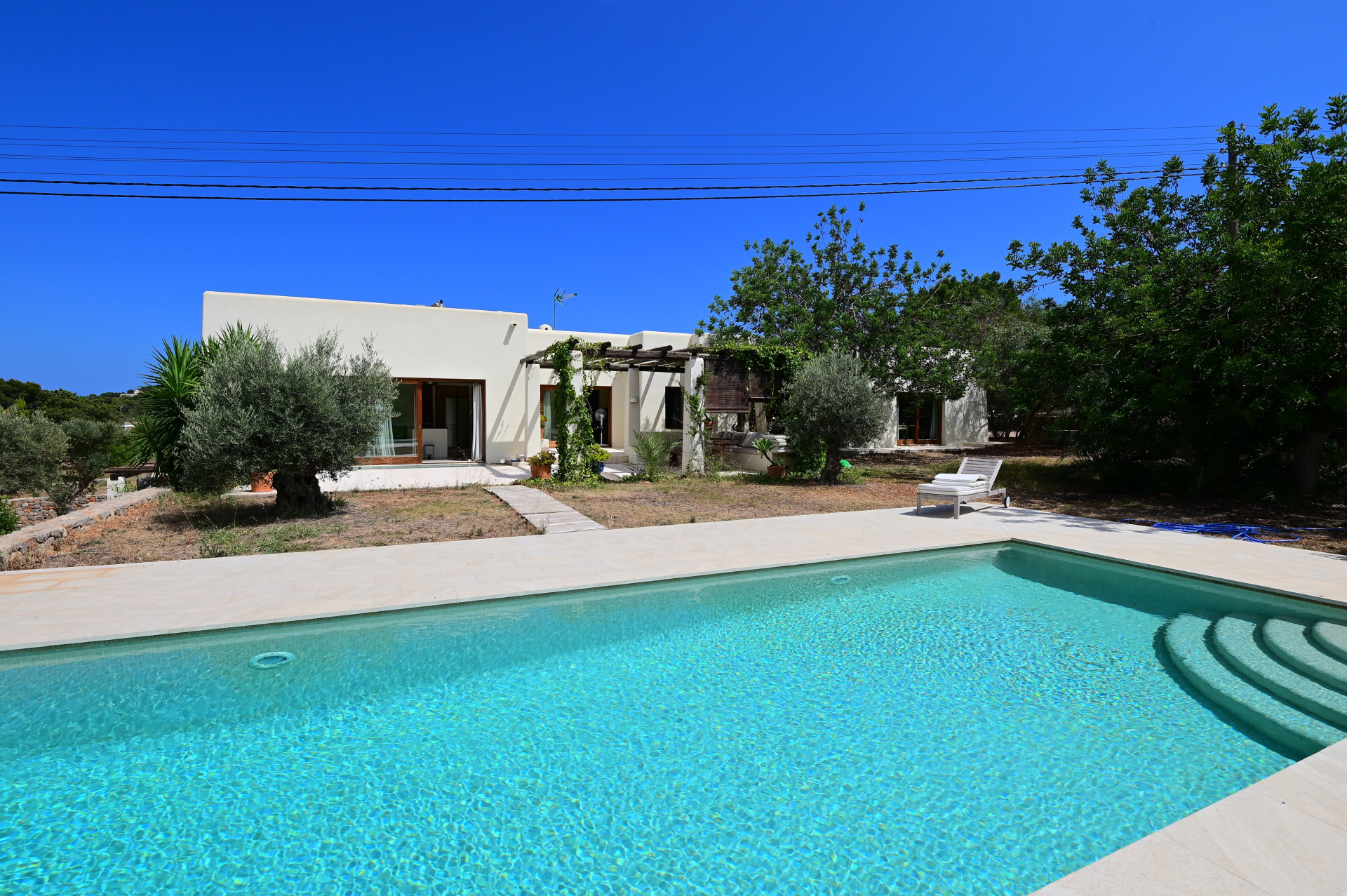 5 bedroom Finca in Santa Eulalia Del Río, Islas Baleares, Spain – 428-04703P