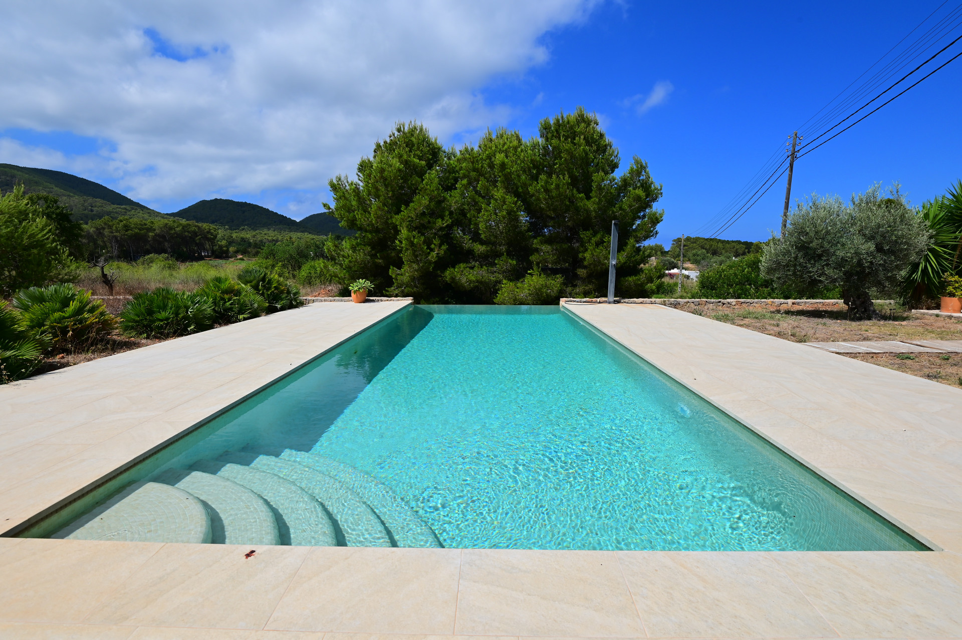5 bedroom Finca in Santa Eulalia Del Río, Islas Baleares, Spain – 428-04703P