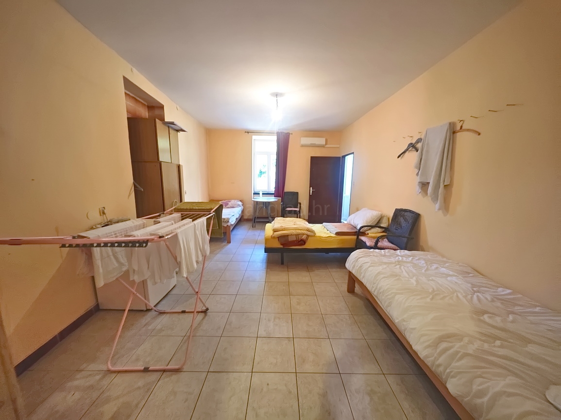 2 bedroom apartment in Omišalj, Croatia – 103455