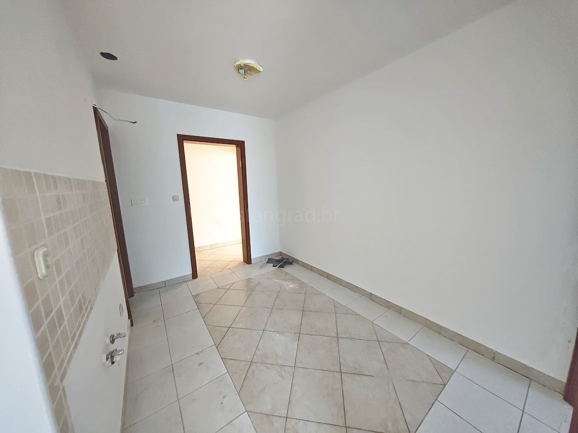 3 bedroom apartment in Omišalj, Croatia – 103454