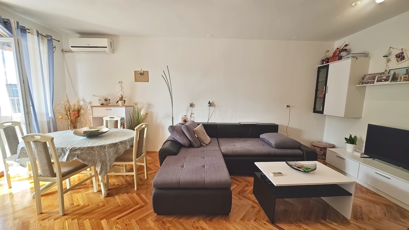 2 bedroom apartment in Krk, Croatia – 103451