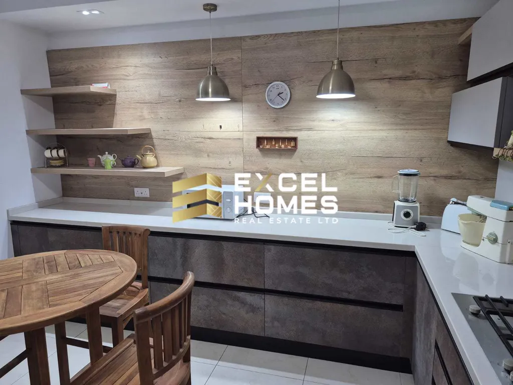 3 bedroom Apartment in Qawra, Malta – 63638