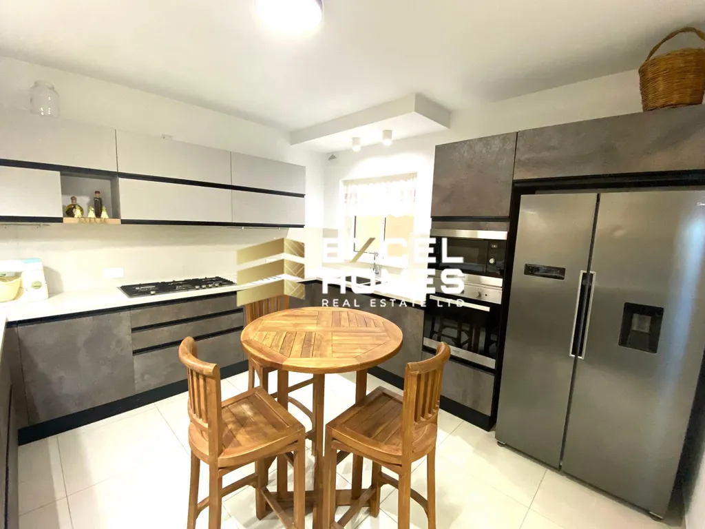 3 bedroom Apartment in Qawra, Malta – 63638