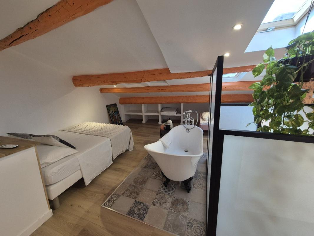 2 bedroom maison de ville in Beziers, Hérault, France – 0273B38D70A048B2