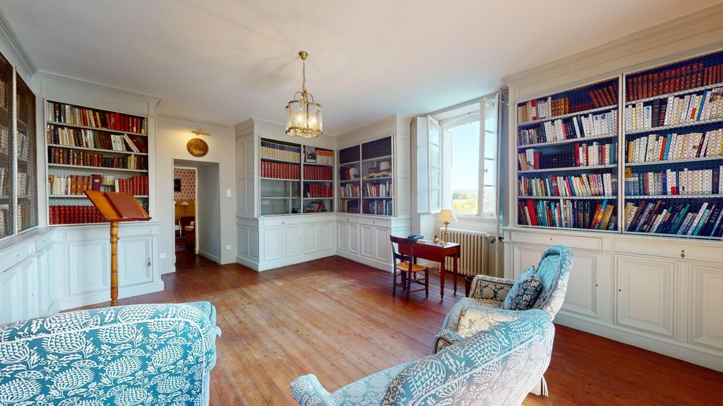 8 bedroom chateau in Calmont, Haute-Garonne, France – 028BDC24934B4A0F