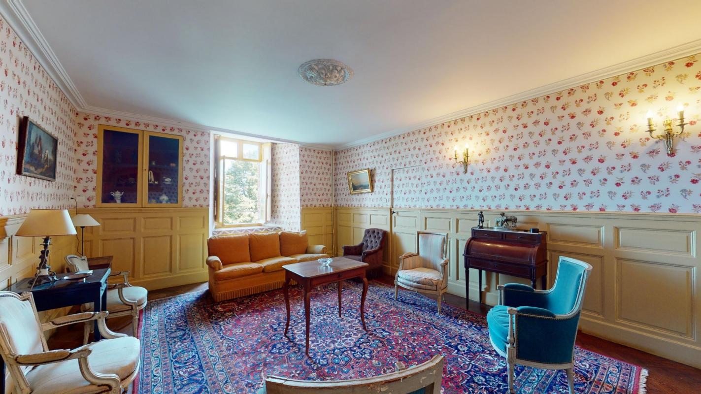 8 bedroom chateau in Calmont, Haute-Garonne, France – 028BDC24934B4A0F