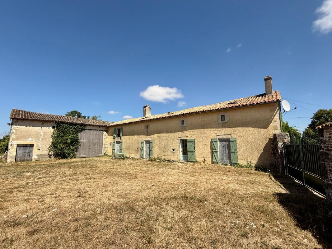 3 bedroom propriete in Chaunay, Vienne, France – 4F262807A1504F19